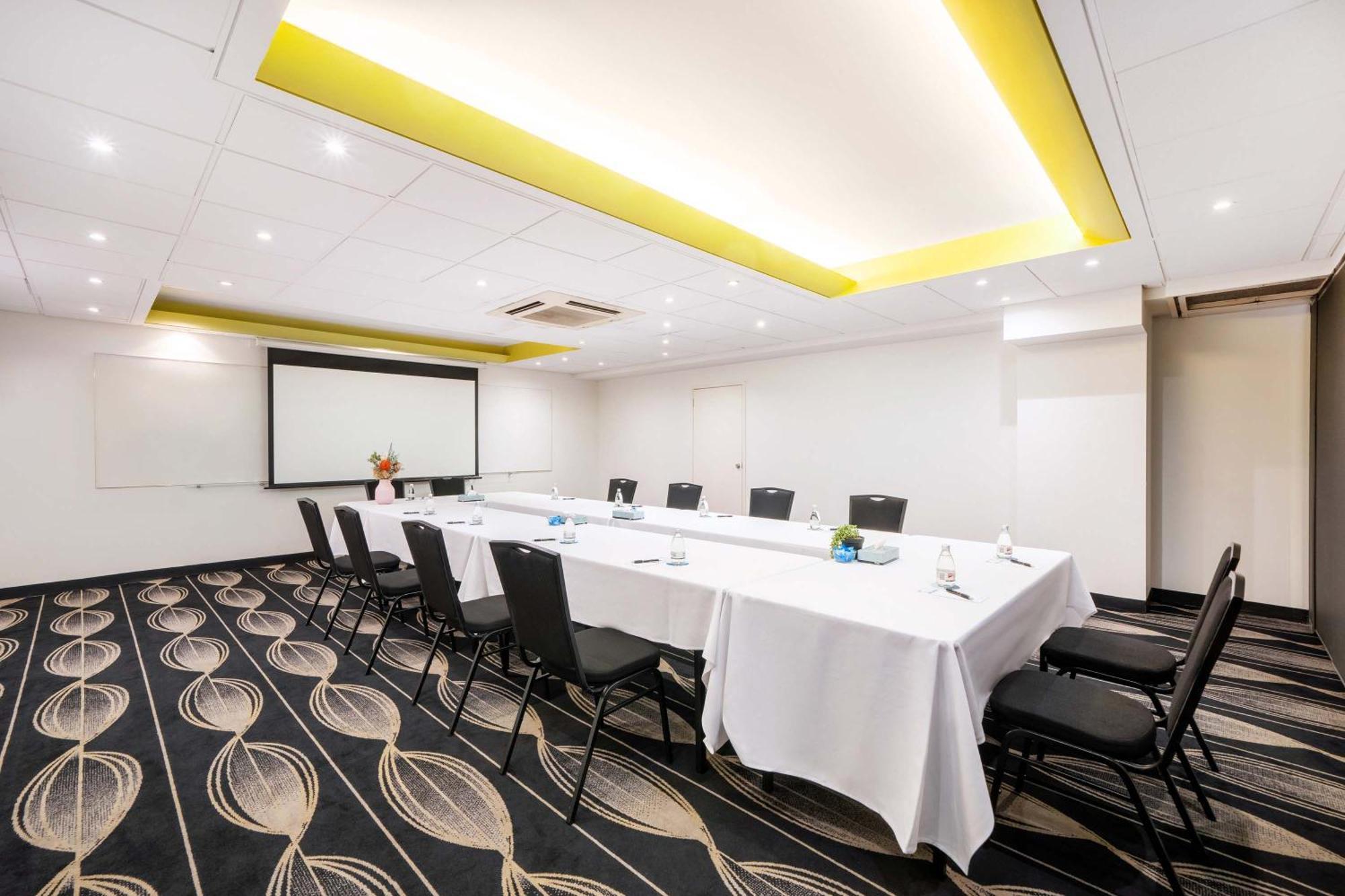 Mantra On Northbourne Aparthotel Canberra Luaran gambar